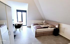 Moderne Apartments mit Klima, perfekter Anbindung ins Zentrum und kostenlose Parkplätze!
